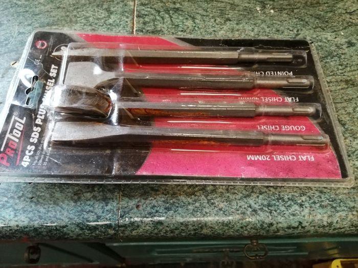 New Set of 4 SDS chisels.