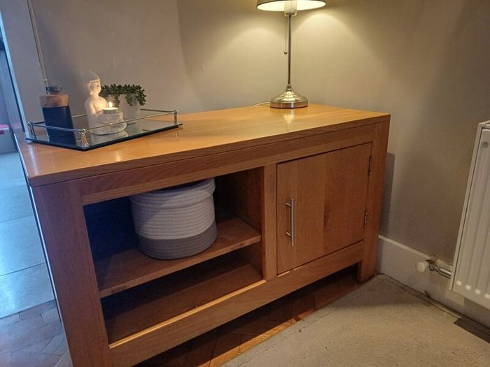 Solid Oak TV cabinet Modern design