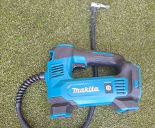Makita DMP180 (DMP180Z) 18V LXT Cordless Inflator.