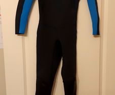 Decathlon wetsuit child
