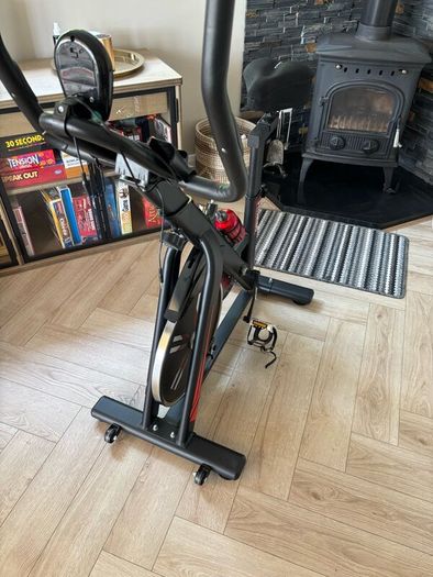 Indoor cycling bike