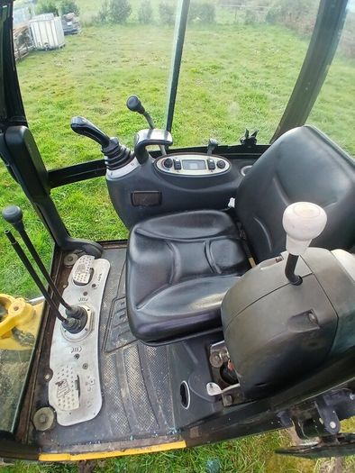 jcb digger