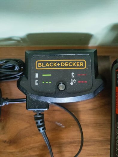 Black and Decker Battery & Charger
