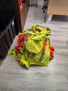 hi vis vests