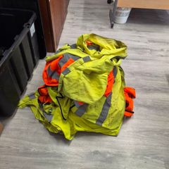 hi vis vests
