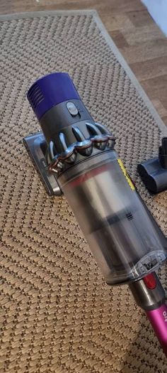 Dyson v10