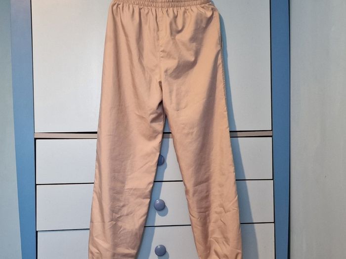Nike tracksuit bottoms 12-13y
