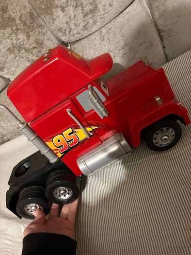 Disney cars Mack