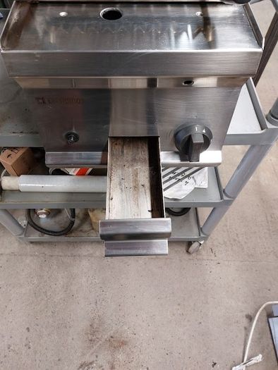 Tecnoinox Refurbished Lava Stone Gas Char Grill (top version) GR35G7