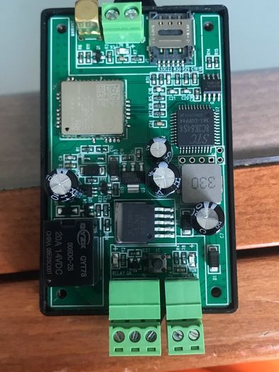 GSM Gate Opener GSM Gate and door open Opener  Controller GSM Door Opener Relay Switch Free Call Mobile Phone Remote for Garage Doors Shutters etc 5 euro extra for wire Plastic Exit Button