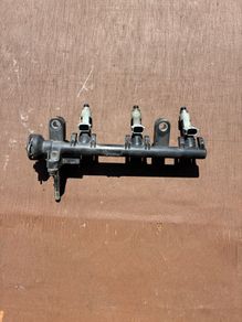 fuel rail and injectors