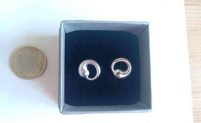 Tiffany & Co Elsa Peretti eternal circle sterling silver earrings