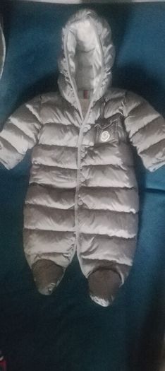 baby bodysuit