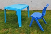 kids table and chair