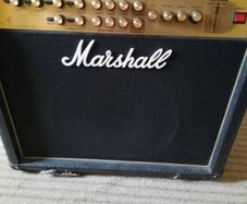 Marshall valvestate avt 100 hybrid amplifier
