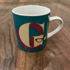 Letter "G" Magpie Mug