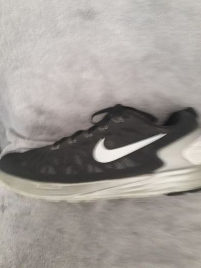 Nike Trainers. Size: 5 UK/38.5 EU  ..  Price Drop