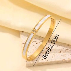 Gold colour bangle