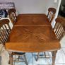 extendable table with chairs Image 2