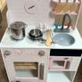 Toy Kitchen Image 4