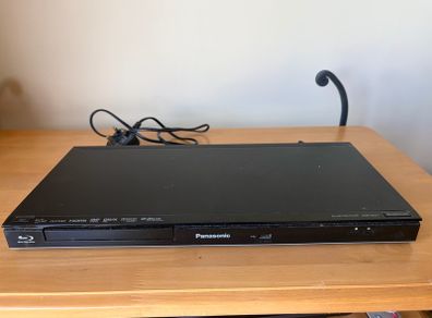 Panasonic Blu-Ray DvD player - no remote