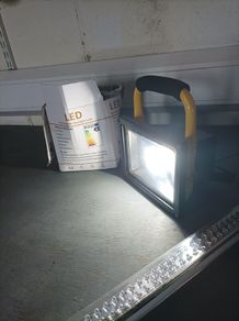Led rechargeable lights