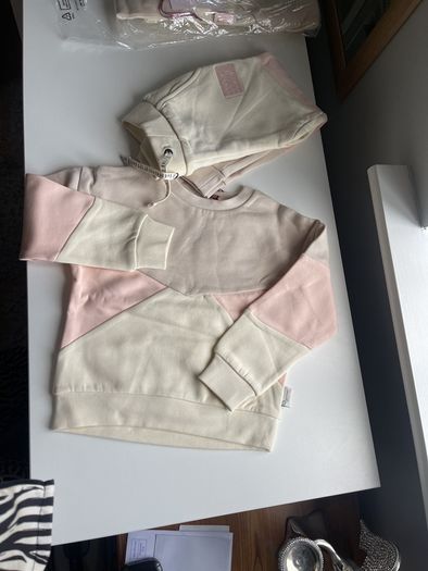 TED BAKER girl tracksuit 2-3 years NEW