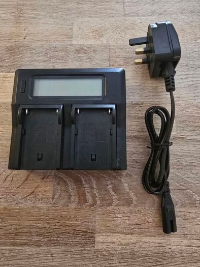 Sony NP-F dual battery charger