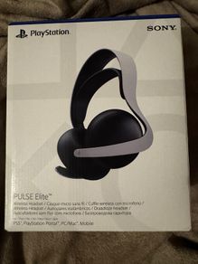 playstation 5 Pulse Elite Headphones with box