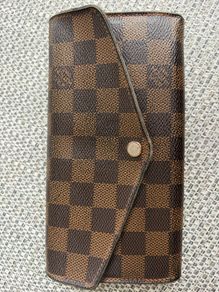 Louis Vuitton Sarah Wallet