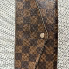 Louis Vuitton Sarah Wallet