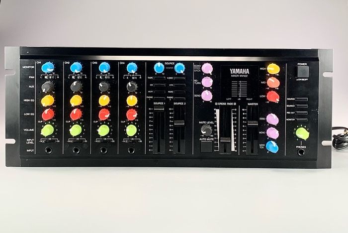 Yamaha MV422 4-channel analog mixer