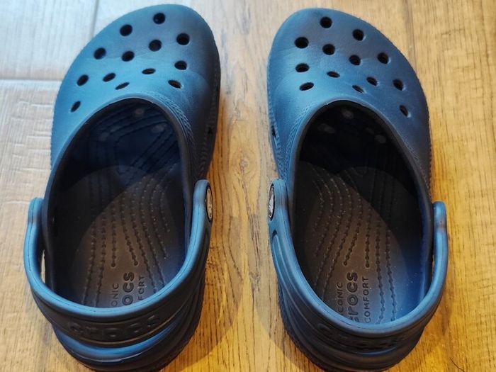 Crocs and Nike Sliders. Size UK Junior 11