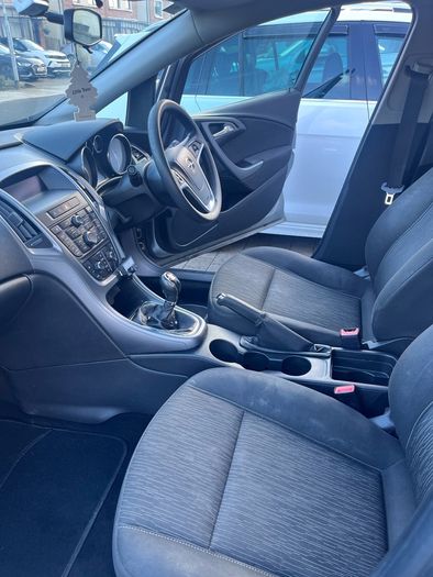 2014 Opel Astra