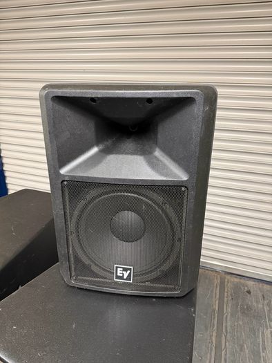 Electro-Voice SX300 speaker