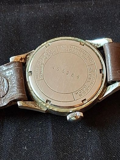 2 Old Watches for sale as a lot, Postage Available or collection