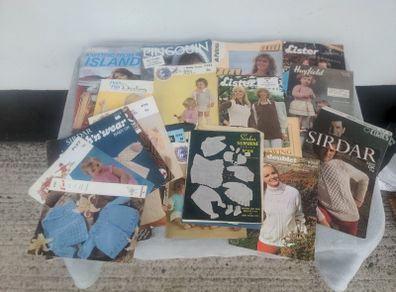 Knitting booklets and magazines