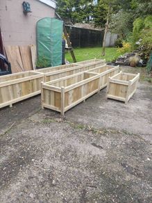Planter boxes (Long)