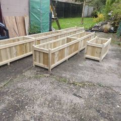 Planter boxes (Long)