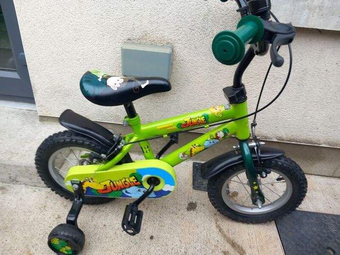 Kids jungle bike size 12 inch wheels.