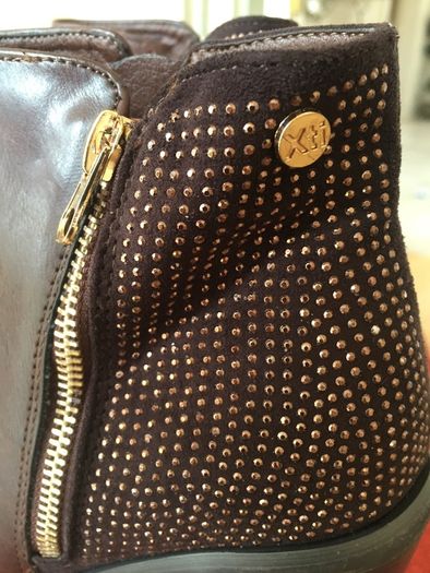 Xti brown boots