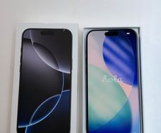 16 Pro Max iPhone Black Titanium 256GB