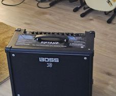 Boss Katana Gen 3 50 Guitar Amp  Bluetooth Adapter
