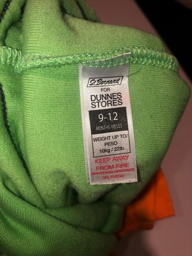 Paddy's day leprechaun babygrow 6-9 months
