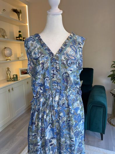 Ladies Cornflower Blue Paisley Printed Lace insert Midi Dress from Jessica Graaf