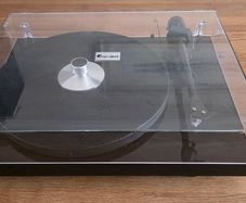 Pro-ject Debut Evo 2 Turntable