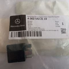 Genuine Signal Relay 0025422119 for Mercedes MB