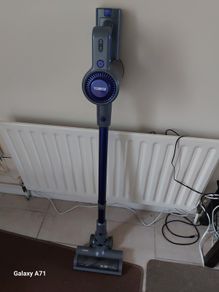 TOWER VL30PLUS Cordless Vacuum Cleaner in excellent condition