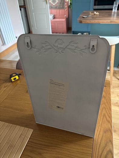 Metal storage hanging unit