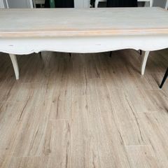Laurence Llewelyn Bowen shabby chic Dining table